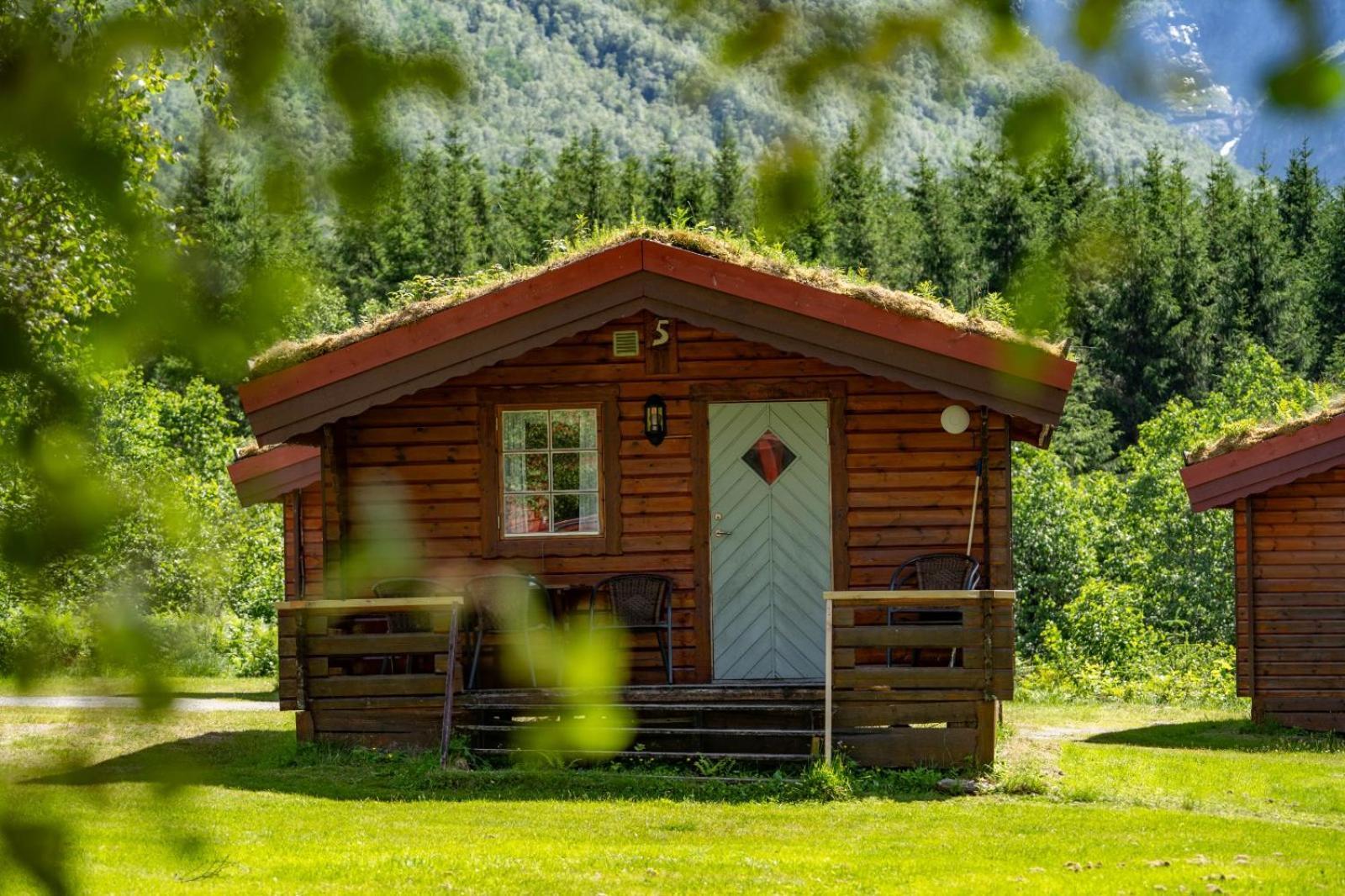 אנדלסנס Trollstigen Camping And Gjestegard מראה חיצוני תמונה